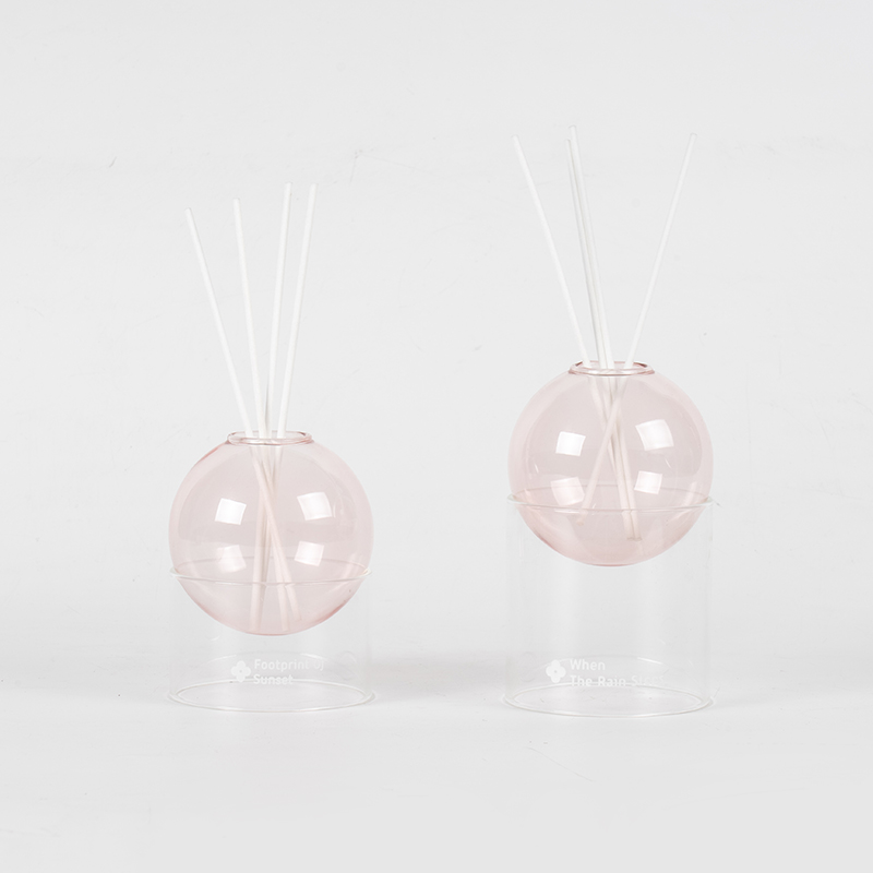Clear glass base, glass ball type reed diffuser-styling aromatherapy Clear glass base, glass ball type reed diffuser-styling aromatherapy