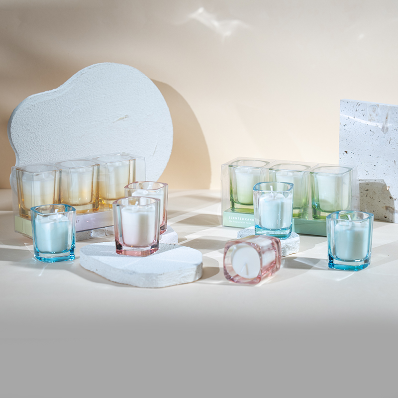 3pcs square candles set with gradient color 3pcs square candles set with gradient color