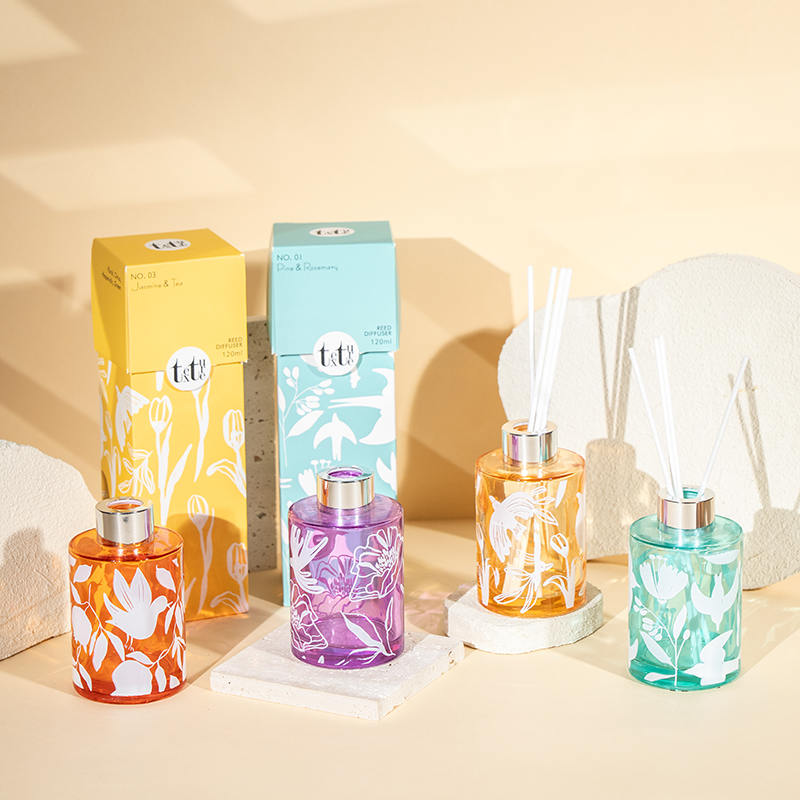 Classic high round bottle reed diffuser with printing