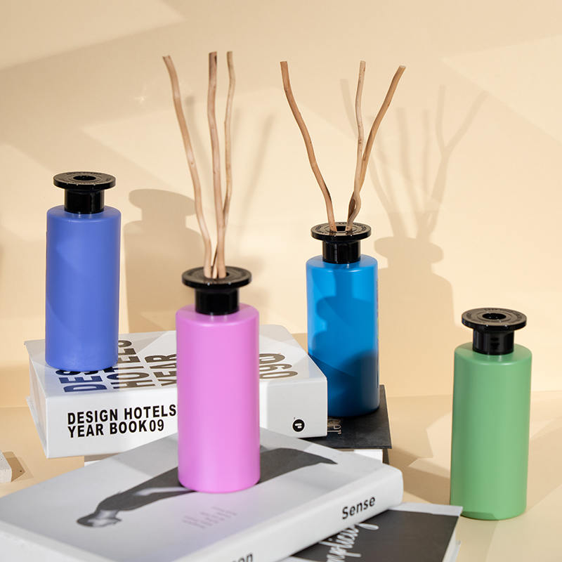 Round clear glass bottle with high volatility with wooden stick reed diffuser-premium aromatherapy bottle Round clear glass bottle with high volatility with wooden stick reed diffuser-premium aromatherapy bottle