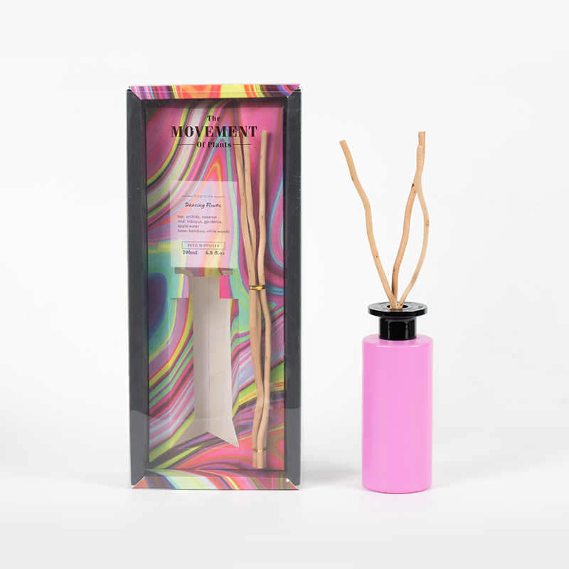 Round clear glass bottle with high volatility with wooden stick reed diffuser-premium aromatherapy bottle Round clear glass bottle with high volatility with wooden stick reed diffuser-premium aromatherapy bottle